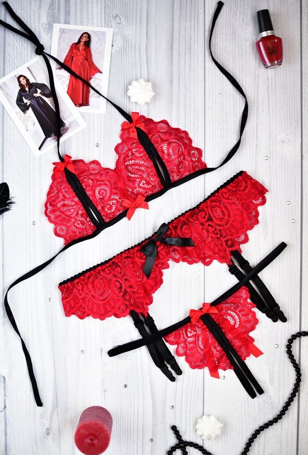 Provocative erotiq lingerie set - perfect gift