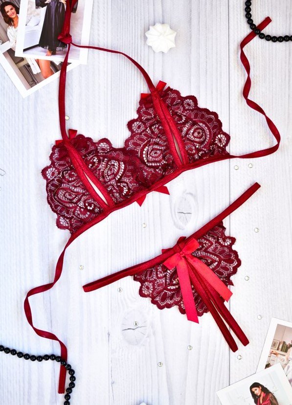 Provocative Lingerie Set: Bra & Crotchless Thong