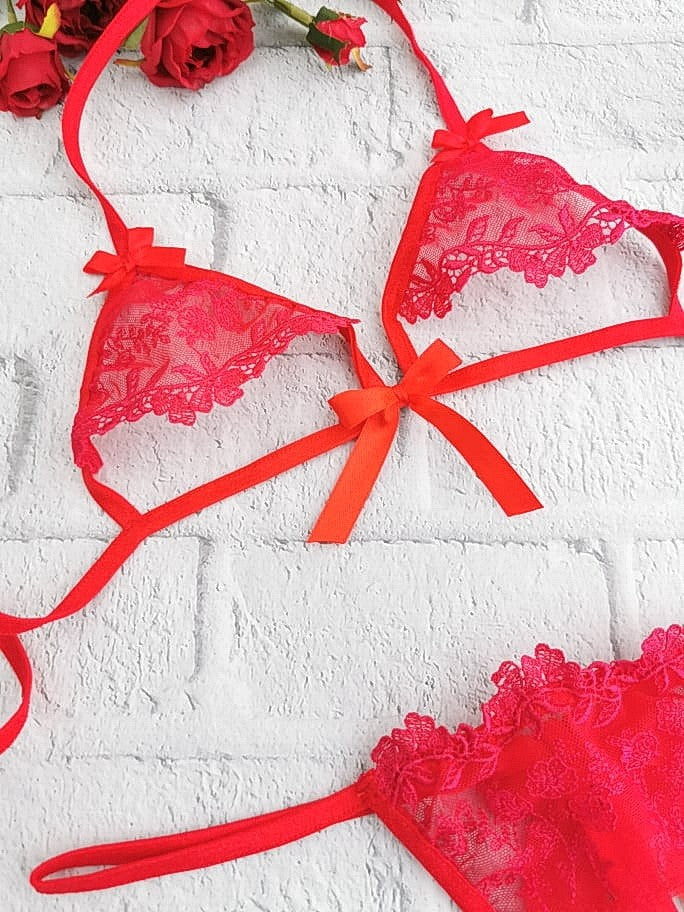 Bridal Lingerie Set: Bra and Open Lingerie Set: Bra and Thong