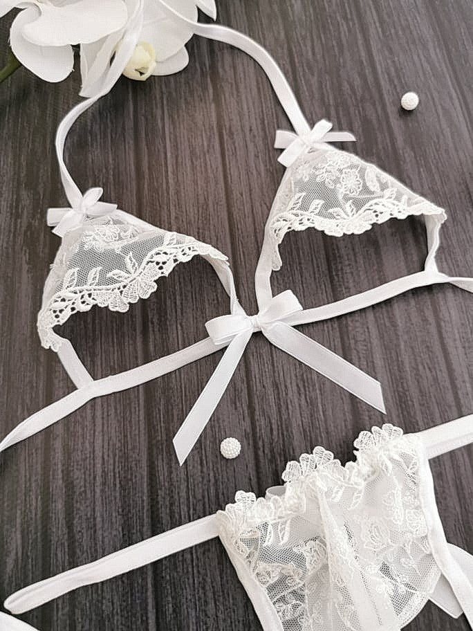 Bridal Lingerie Set: Bra and Open Lingerie Set: Bra and Thong