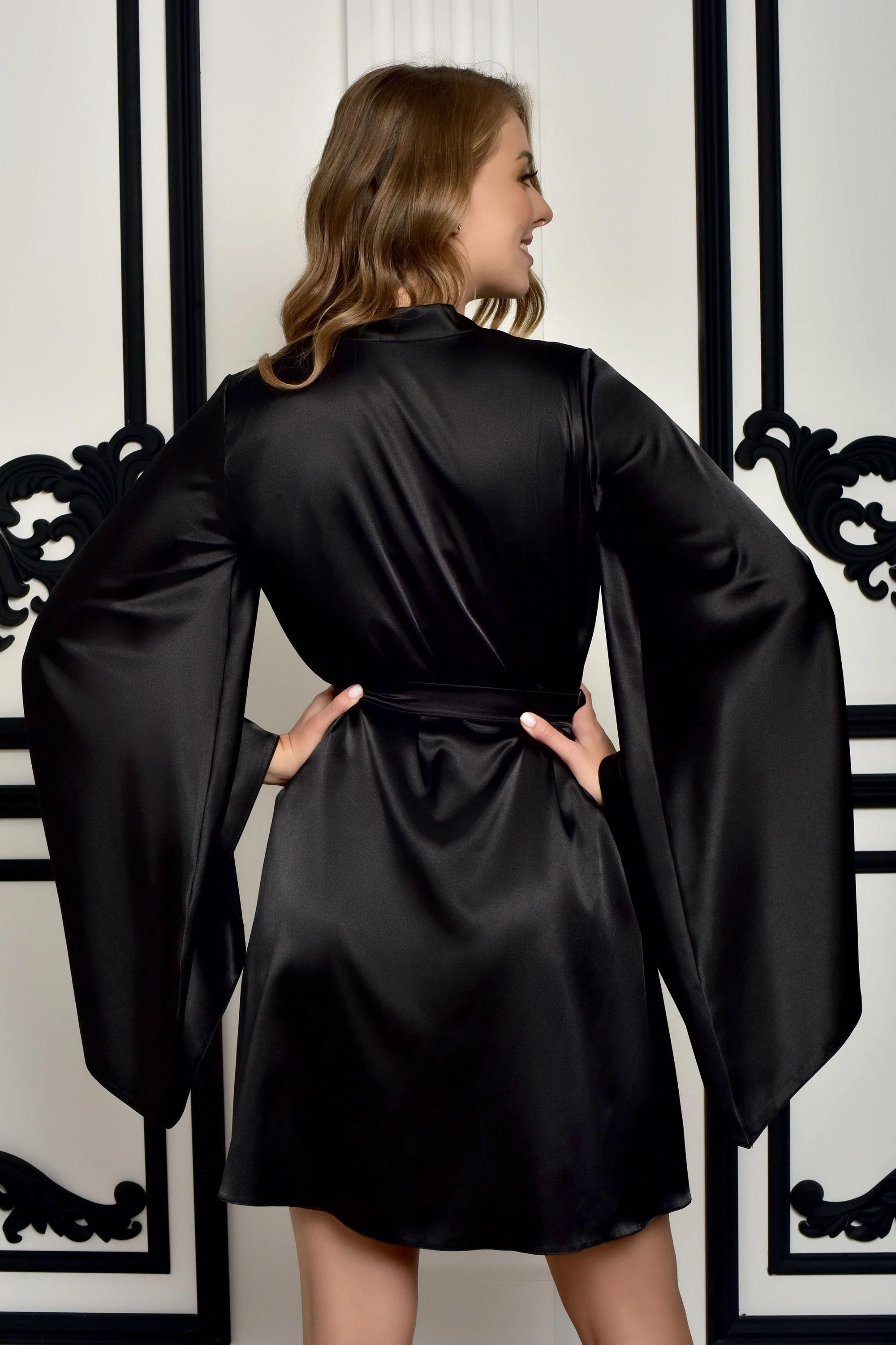 Black Silky Short Kimono – Timeless & Seductive