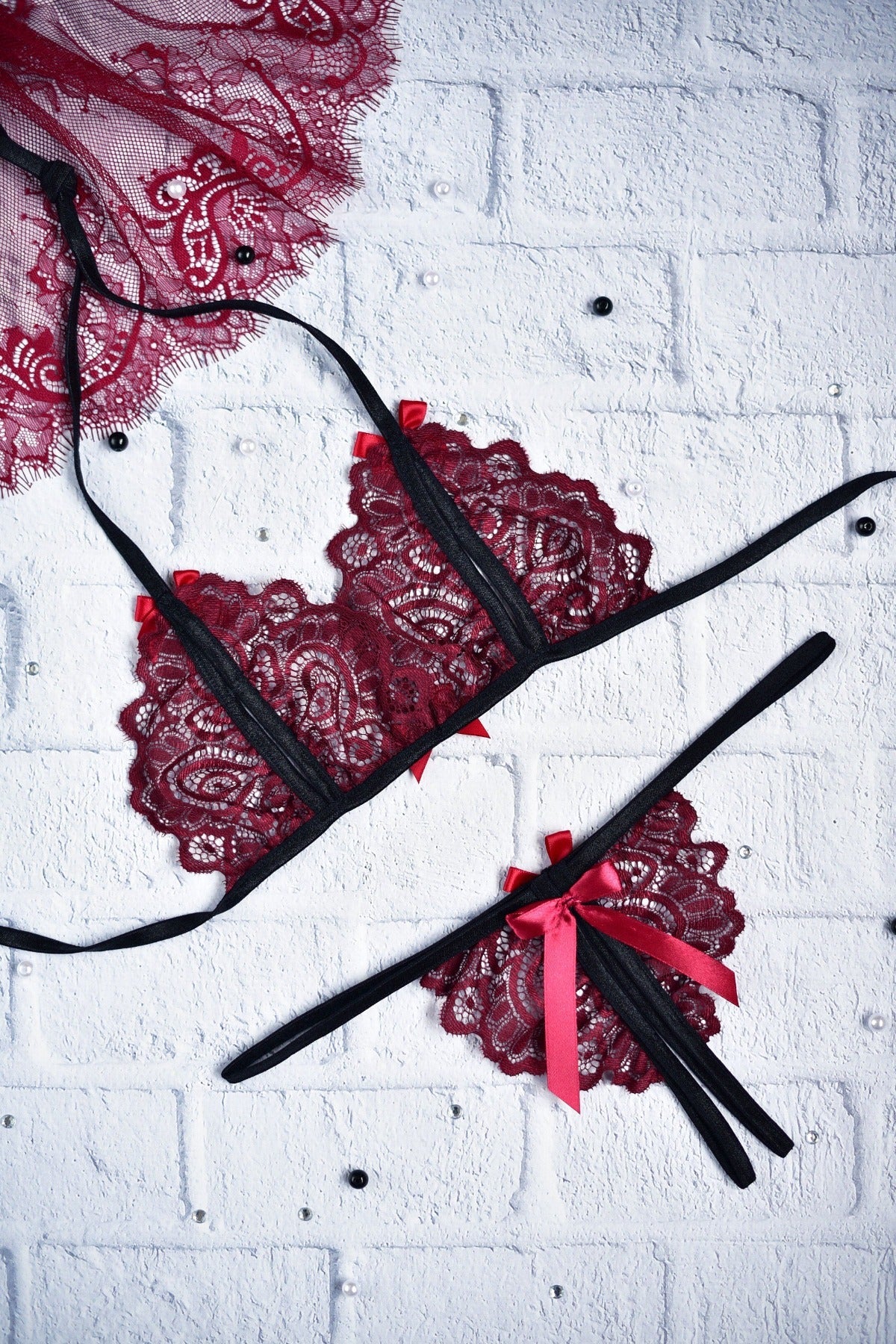 Erotic Lingerie Set: Open Bra & Thong