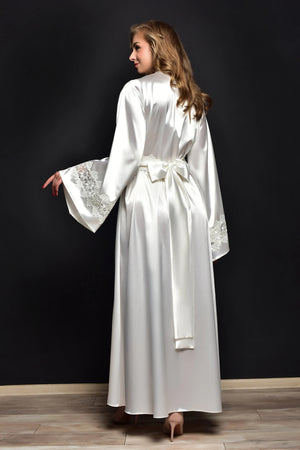Ivory satin robe with Venetian lace on sleeves and belt