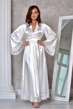 Lace-trim kimono robe - front view