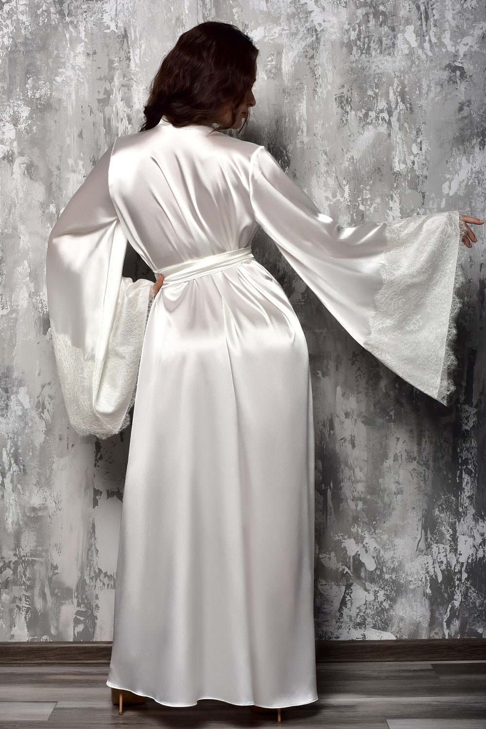 Back View of Bridal Peignoir