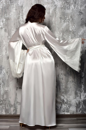 Back View of Bridal Peignoir