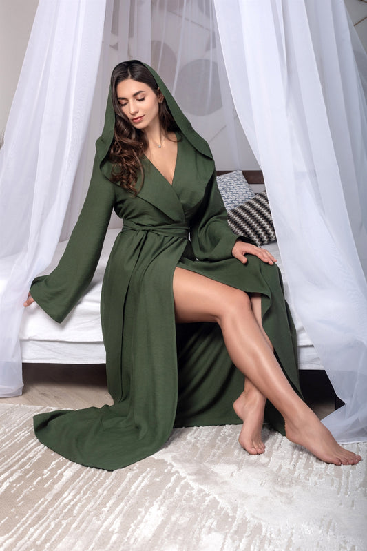 Elegant Floor-Length Linen Robe in Hunter Green