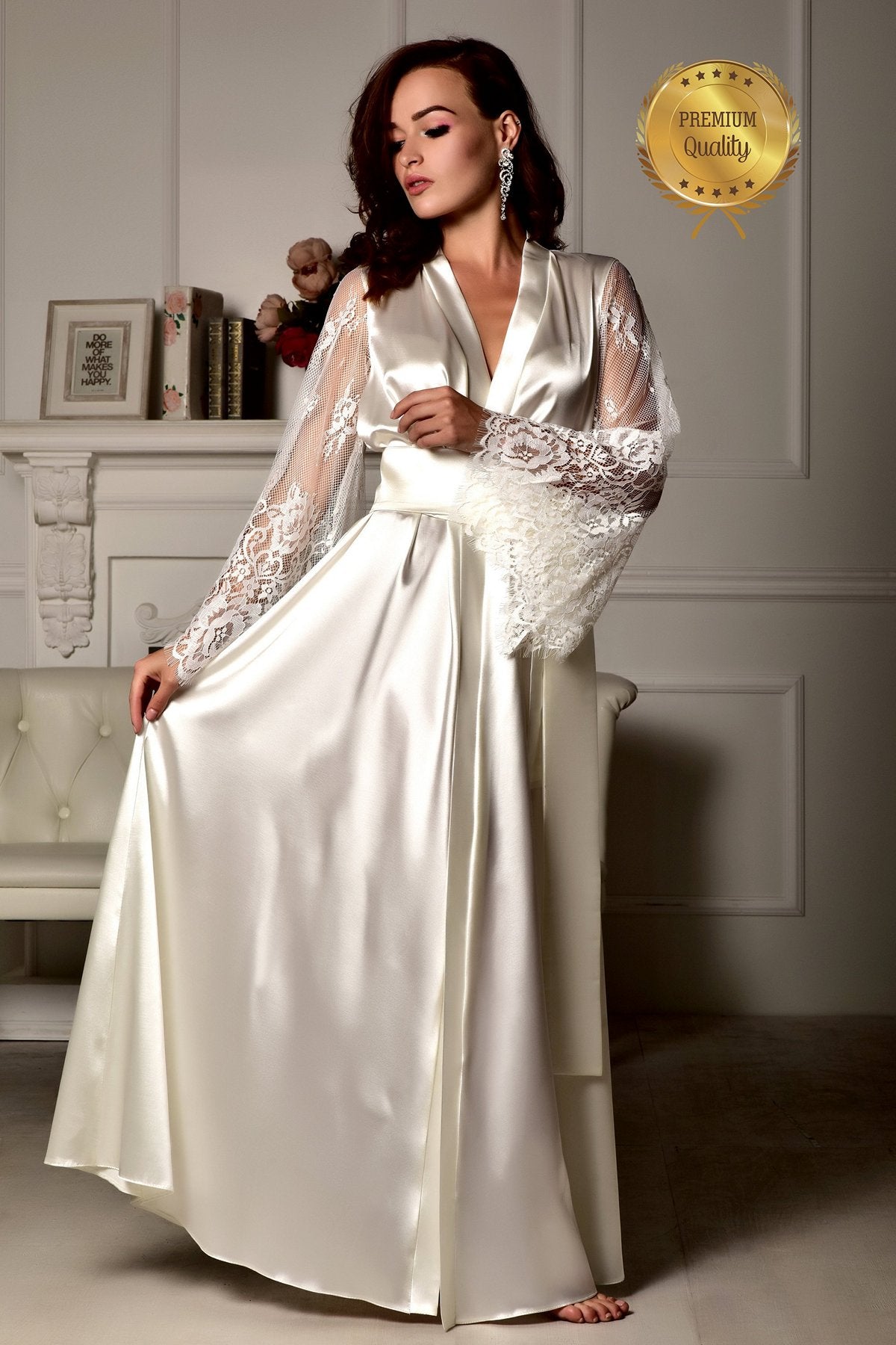 Elegant Long Lace Bridal Robe in Ivory Satin - Perfect for Wedding Preparations