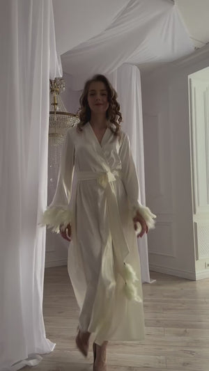 Feather robe - video product