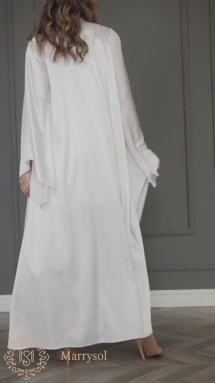 Peignoir Set: Short Chemise with Long Robe in White - Video Presentation