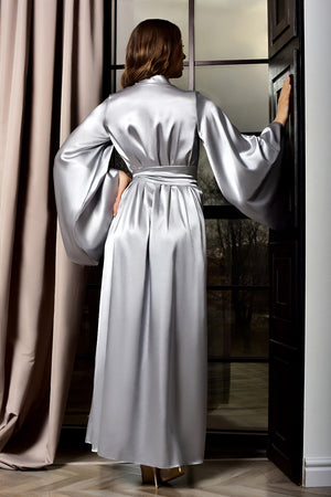 Radiant bridesmaid attire: a stunning gray satin robe, designed for elegance and comfort