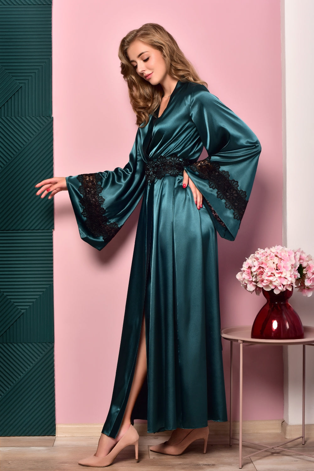 Maxi lace wedding party robe Emerald
