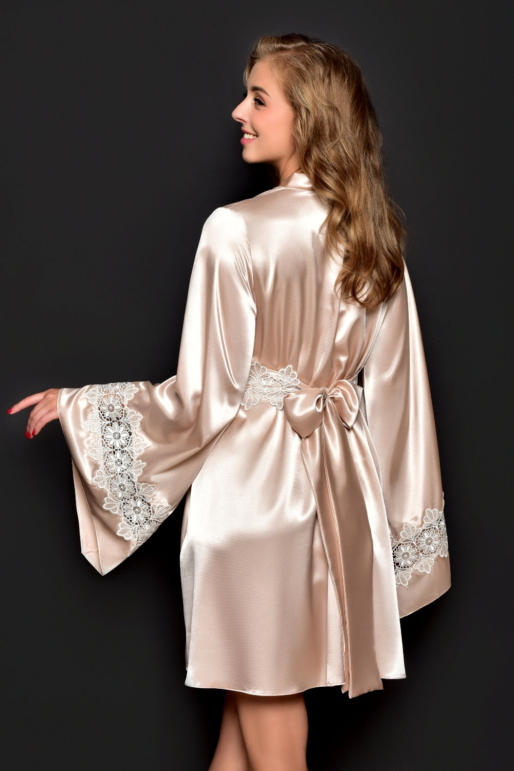 Robe beige online rosé