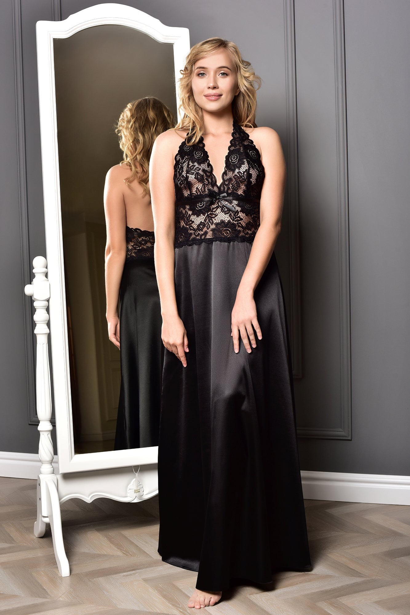 Long black best sale nightgown with sleeves