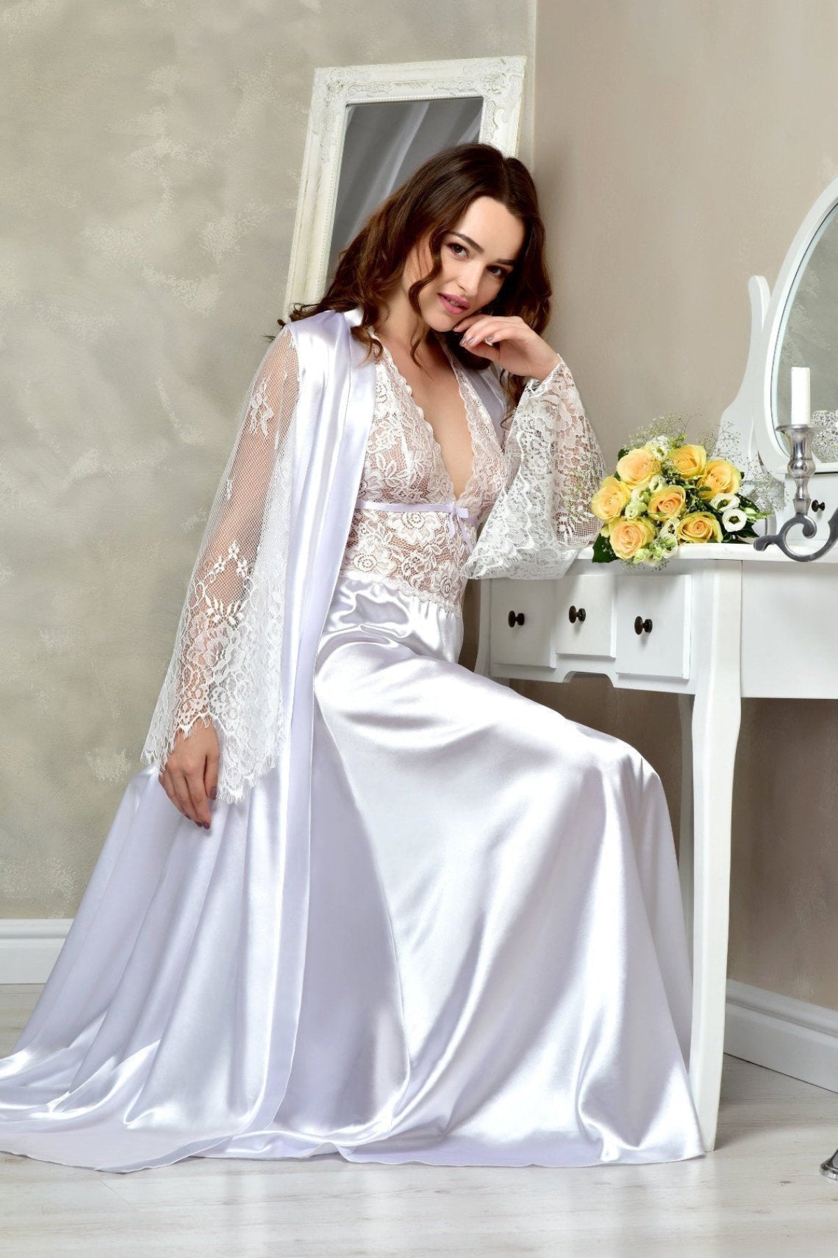 Elegant Bridal Robe and Nightgown Ensemble