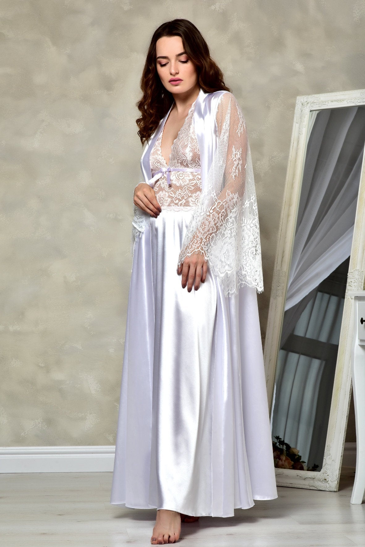 Robe and Nightgown Set – White Wedding Lingerie