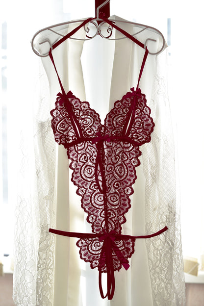 Burgundy Lingerie Gift for Special Occasions